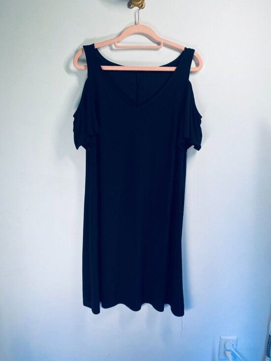 MSK Dresses & Skirts - Cold Shoulder Black Dress MSK Womens Large Soft Stretchy Fabric